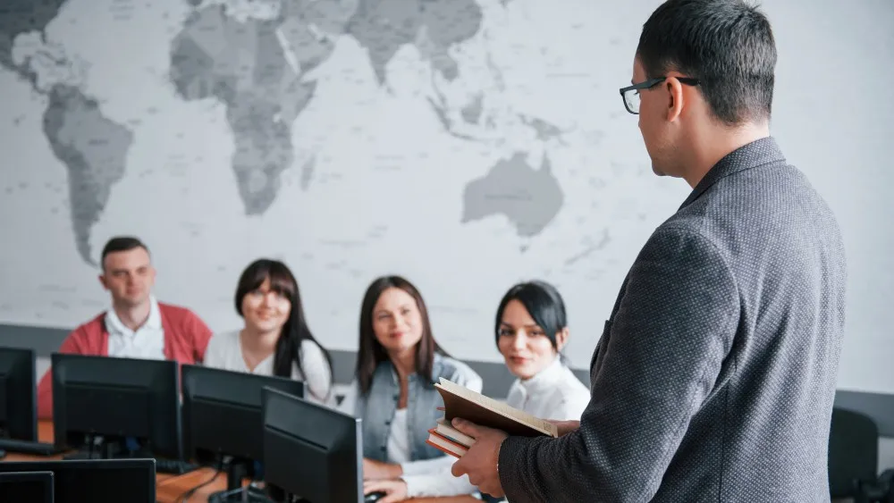 J&J – Tuyển Dụng Nhân Sự Cao Cấp Cho Nhà Máy